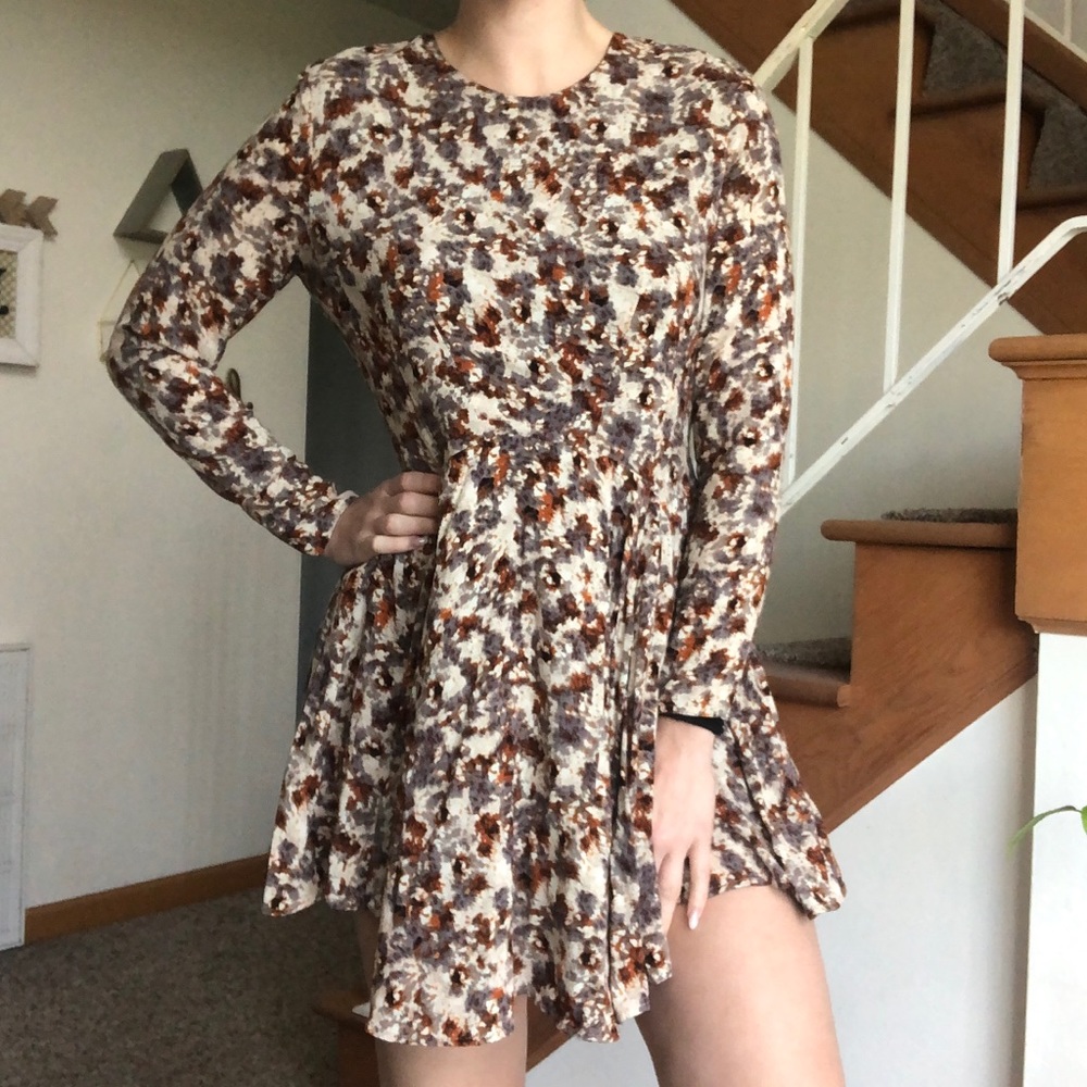 H&M Long Sleeve Floral-Print Swing Dress in Cream, Brown & Rust